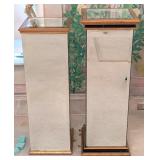Mirrored Plant Pedestals With Gold Trim Accents