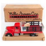 Smith Miller #532 MIC Lift-O-Matic Truck w/ Box