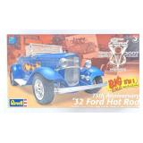 1/8 Scale Revell 