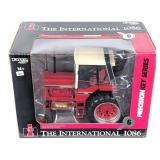 1/16 Ertl International 1086 Tractor Precision Key