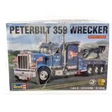 1/25 Revell Peterbilt 359 Wrecker Tow Truck Model