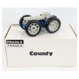 1/16 Universal Hobbies Fordson Super 4 Tractor