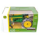 1/16 Ertl John Deere 620 Row Crop Tractor w/ Tire