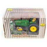 1/16 Ertl John Deere 4020 Diesel NF Tractor Restor