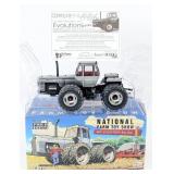 1/32 Ertl White 4-210 4wd Tractor 2013 NFTS