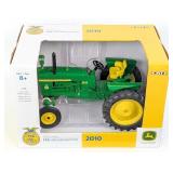 1/16 Ertl John Deere 2010 Tractor National FFA Org