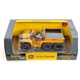 1/16 Ertl John Deere Worksite Gator