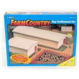 1/64 Ertl Farm Country Hog Confinement Set - NIB