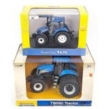 1/32 Ertl New Holland T8050 and Universal Hobbies