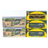 Athearn John Deere HO Scale Locomotive, Hopper, Bo