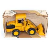 1/16 Ertl John Deere Wheel Loader in Box