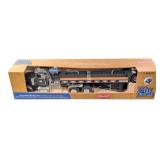 1/16 Ertl Peterbilt Model 367 Semi Truck with Lowb