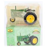 1/16 Ertl John Deere 60 Tractor with Single Front