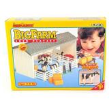 1/64 Ertl Farm Country Big Farm Shed Playset - Sea