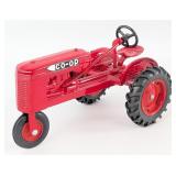 1/16 Scale Models Avery Model A Tractor by CO-OP