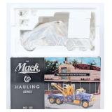 1/34 First Gear B-Mack Tow Truck Bulldog Wrecker S