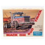 1/25 Ertl Mack DM800 Semi Truck Model Kit - Sealed
