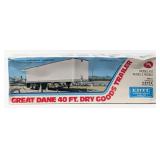 1/25 Ertl Great Dane 40ft Dry Goods Trailer Model