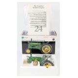 1/16 Ertl John Deere Unstyled Model B Tractor Prec