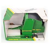 1/16 Ertl John Deere 566 Round Baler