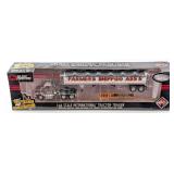1/64 DCP International Semi Truck w/ Farmers Shipp