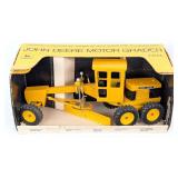 1/16 Ertl John Deere Motor Grader in Slick Box