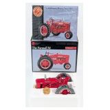 1/16 Ertl Farmall M Tractor Precision Series #7