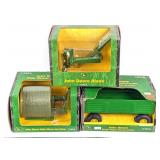 1/16 Ertl John Deere Barge Wagon, Blade, and Bale