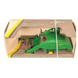 1/16 Ertl John Deere 12A Pull Type Combine
