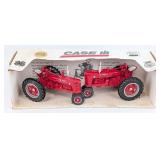 1/16 Scale Models Farmall Super H and Super M Trac