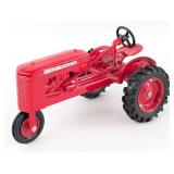 1/16 Scale Models Wards Twin-Row Tractor
