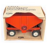 1/16 Ertl Allis-Chalmers Gravity Feed Wagon in Box
