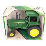 1/16 Ertl John Deere Sound-Gard Tractor