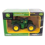 1/32 Ertl John Deere 7520 4wd Tractor with Duals