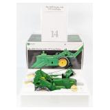 1/16 Ertl John Deere 4020 Tractor with 237 Corn Pi