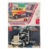 1/25 AMT Peterbilt 359 Midnight Express and Intern