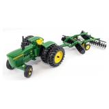 1/16 Ertl John Deere 5020 Diesel Tractor with Dual
