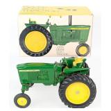 1/16 Ertl John Deere 3020 Wide Front Tractor with