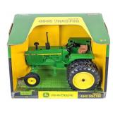 1/16 Ertl John Deere 4040 Tractor with Duals