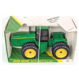 1/16 Ertl John Deere 8870 4wd Tractor
