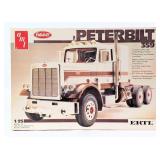 1/25 Ertl / AMT Peterbilt 359 Semi Truck Model Kit