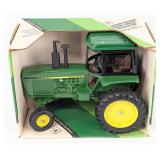 1/16 Ertl John Deere Row Crop Tractor with Cab