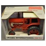 Ertl 1/16 scale International 1466 Turbo Tractor