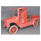 Buddy L I.H Red Baby Pick-Up Truck