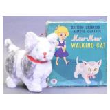 Modern Toys Mew-Mew Walking Cat