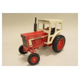 1/16 Scale Ertl IH Farmall 1066 WF Tractor