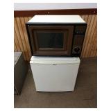 XX small microwave and refrigerator great for a
