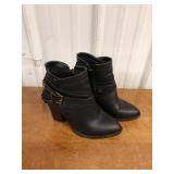 M4 Charlotte Rossi size 8 boot