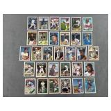 (31) 1988 Topps Baseball Cards