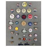 (36) Vintage Political Pins ï¿½ Nixon & Others
